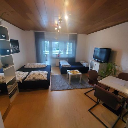 Einzimmerwohnungmit Grossem Balkon Mietersheim Bagian luar foto