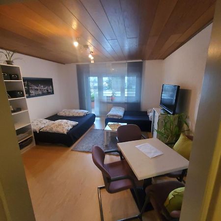 Einzimmerwohnungmit Grossem Balkon Mietersheim Bagian luar foto