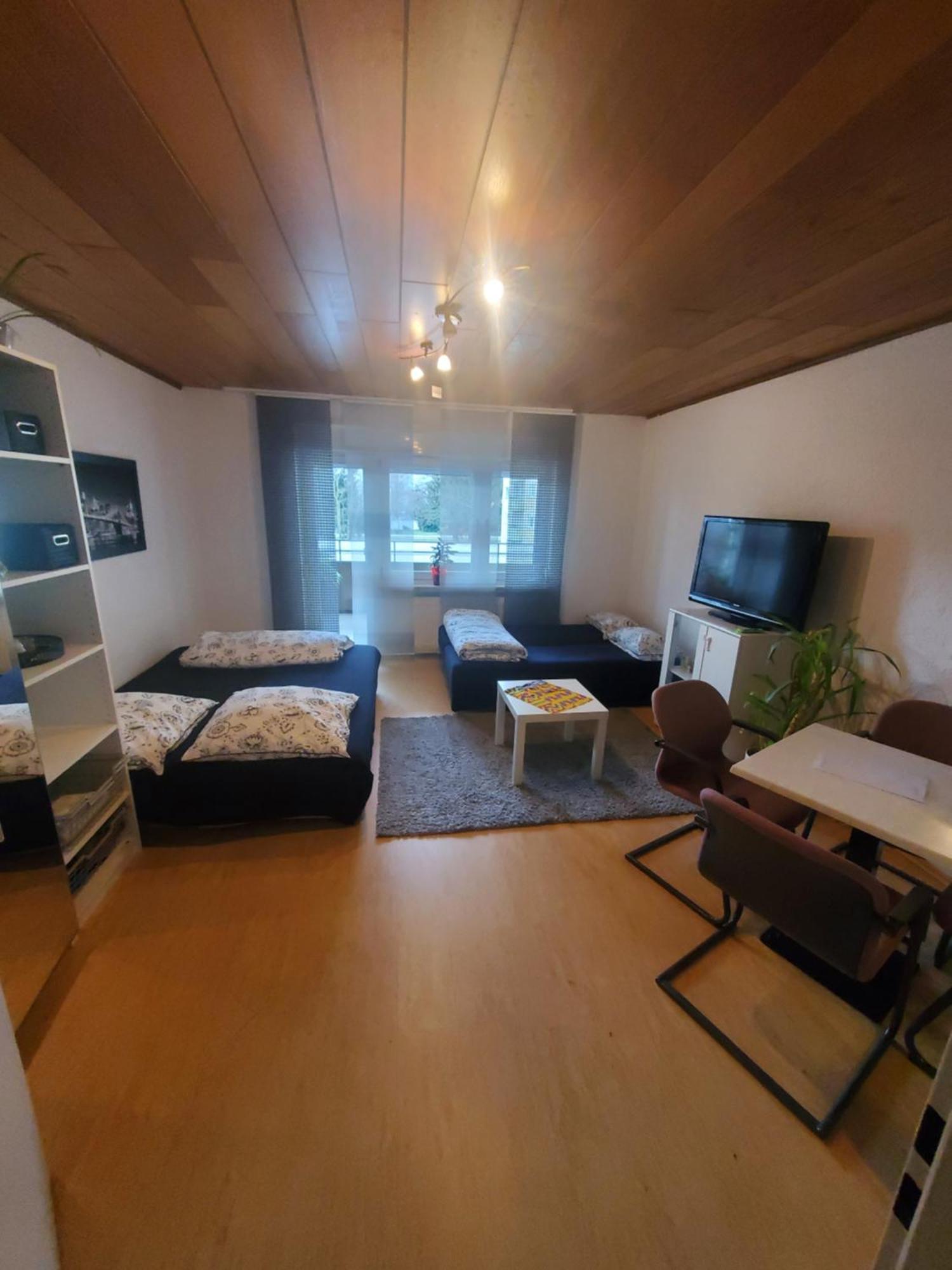 Einzimmerwohnungmit Grossem Balkon Mietersheim Bagian luar foto
