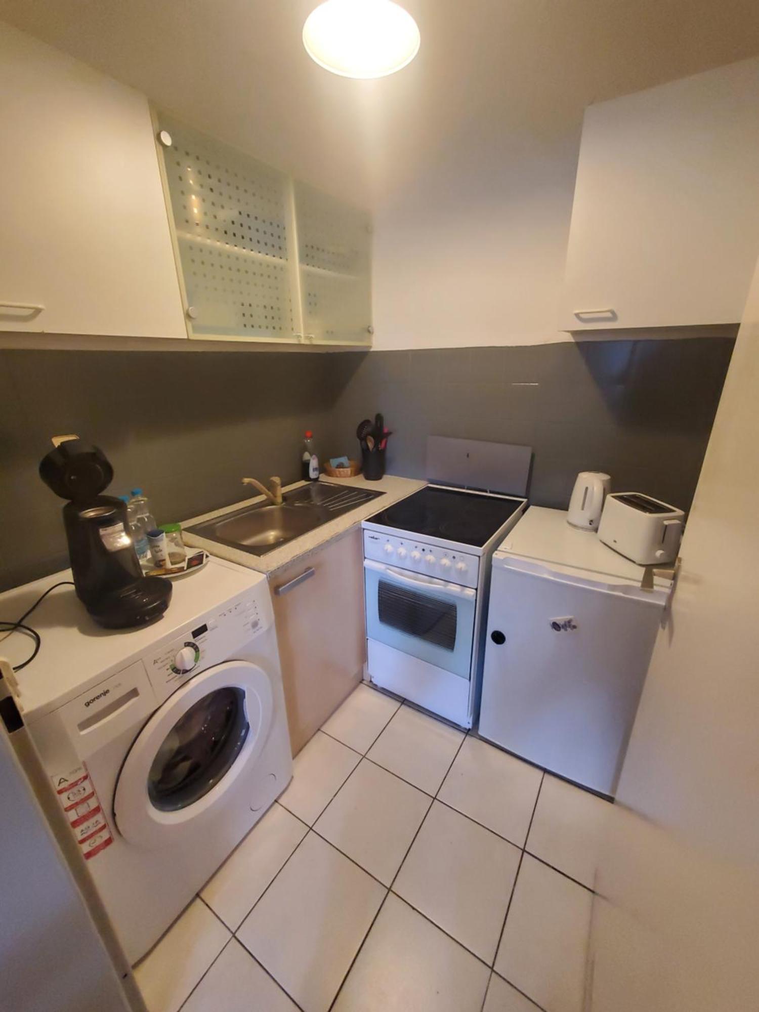 Einzimmerwohnungmit Grossem Balkon Mietersheim Bagian luar foto